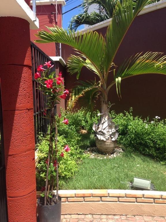 Bali Motel (Adults Only) Форталеза Екстериор снимка