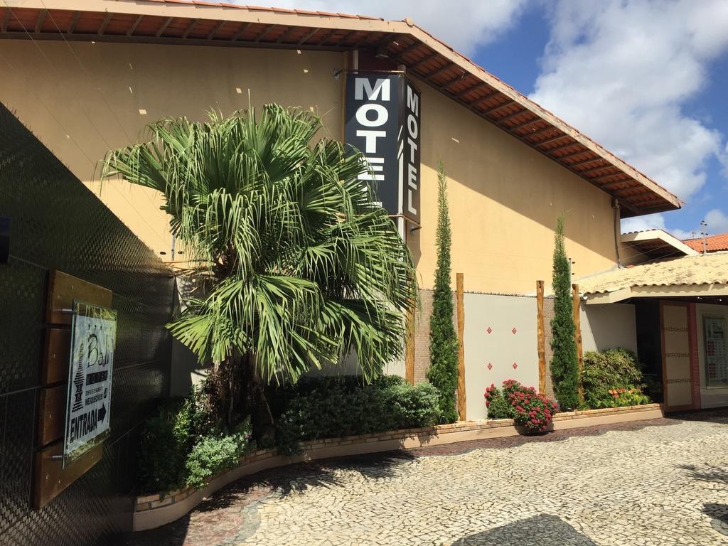 Bali Motel (Adults Only) Форталеза Екстериор снимка